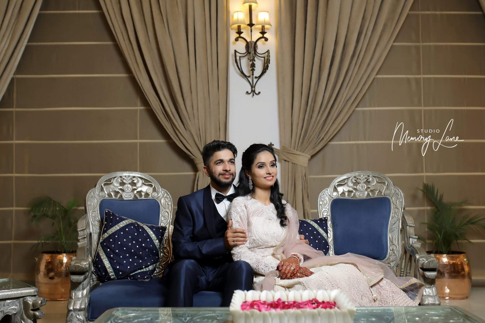 Photo of Muslim wedding couple portrait in grey