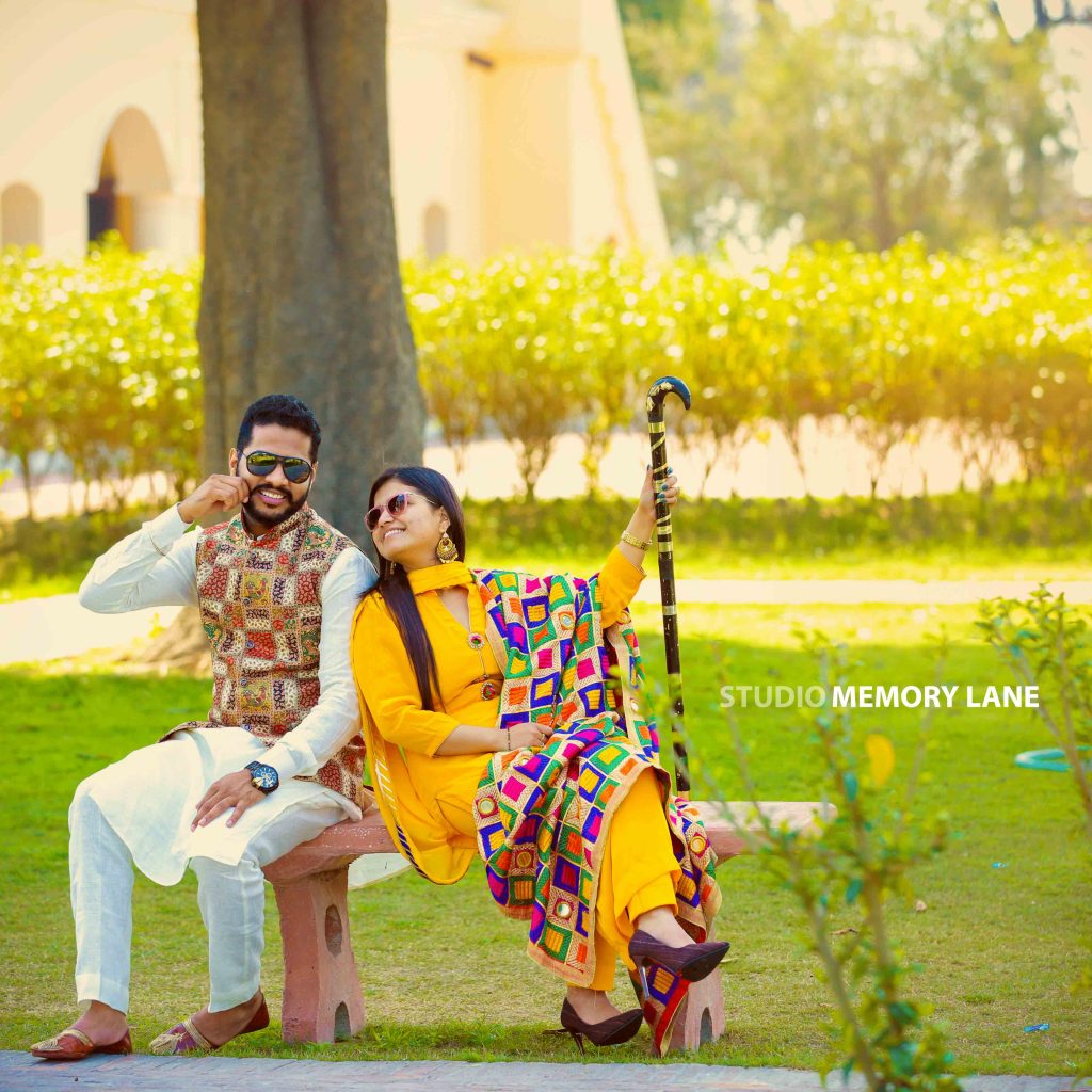Couple Goals – Style Guide For Bride-To-Be & Groom-To-Be For Their Pre  Wedding Shoot | Pre wedding poses, Pre wedding photos, Pre wedding  photoshoot