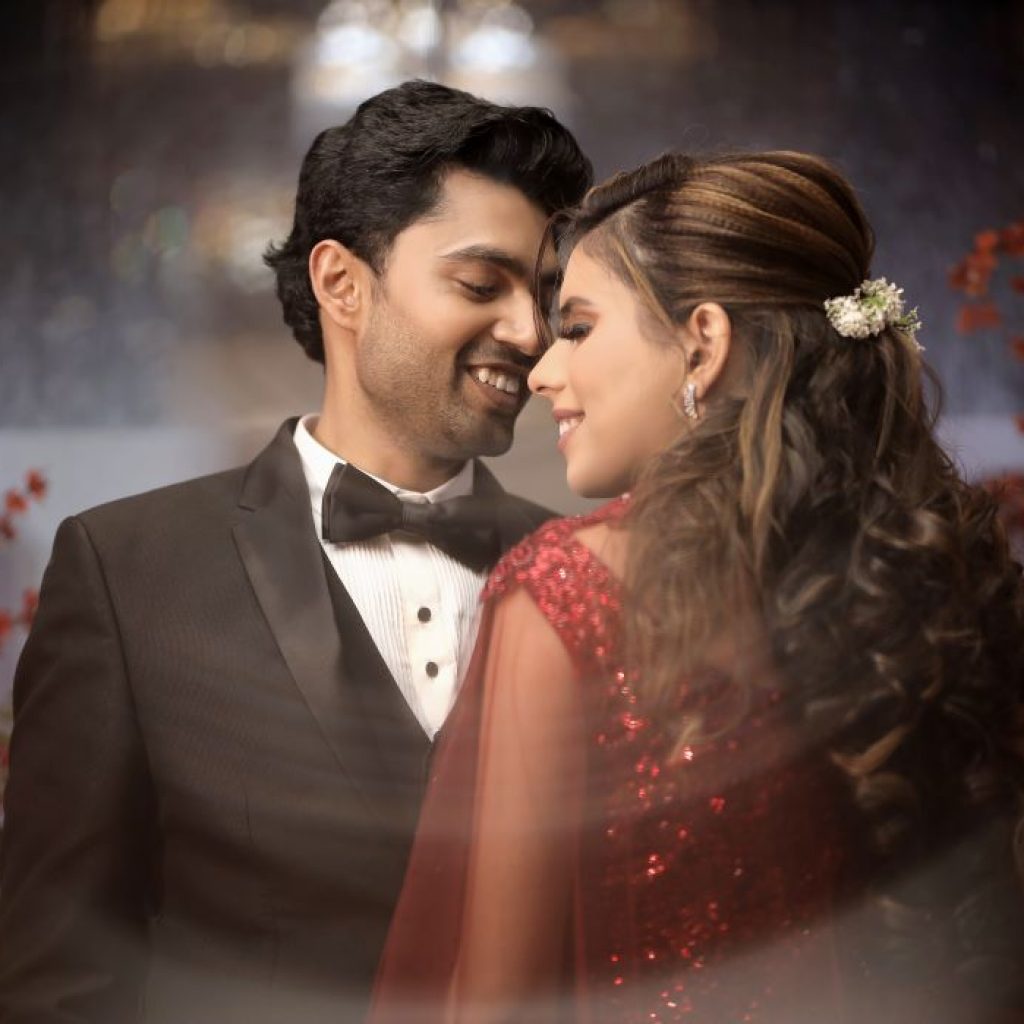 South Indian Pre-Wedding Shoots Ideas & Poses | Pre wedding photoshoot  outfit, Indian wedding couple photography, Groom photoshoot